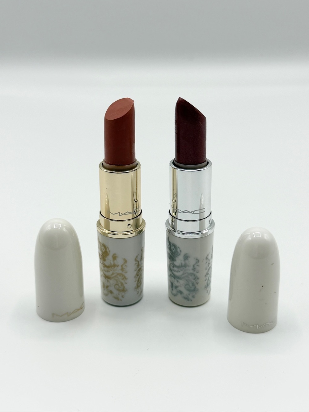 LE Mac Antiquitease Lipsticks - Culture Class & Astro-Chic - Picture 2 of 4